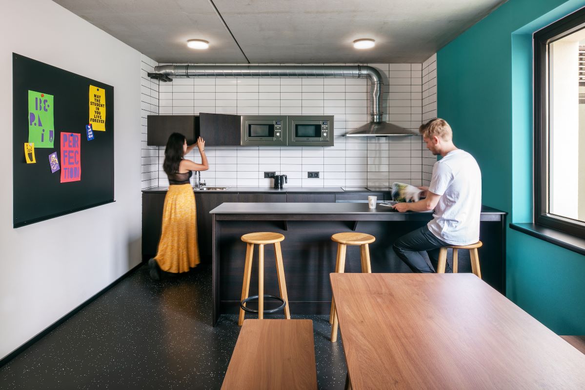 How to share a kitchen as a student: tips and best practices